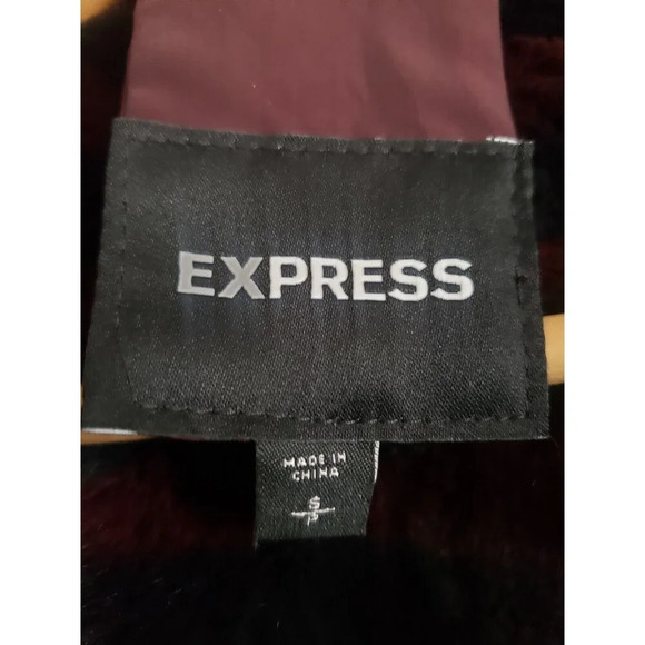Express Jacket Women's Small Wine Faux Fur Hood Removable Zebra Liner N… - Picture 3 of 10